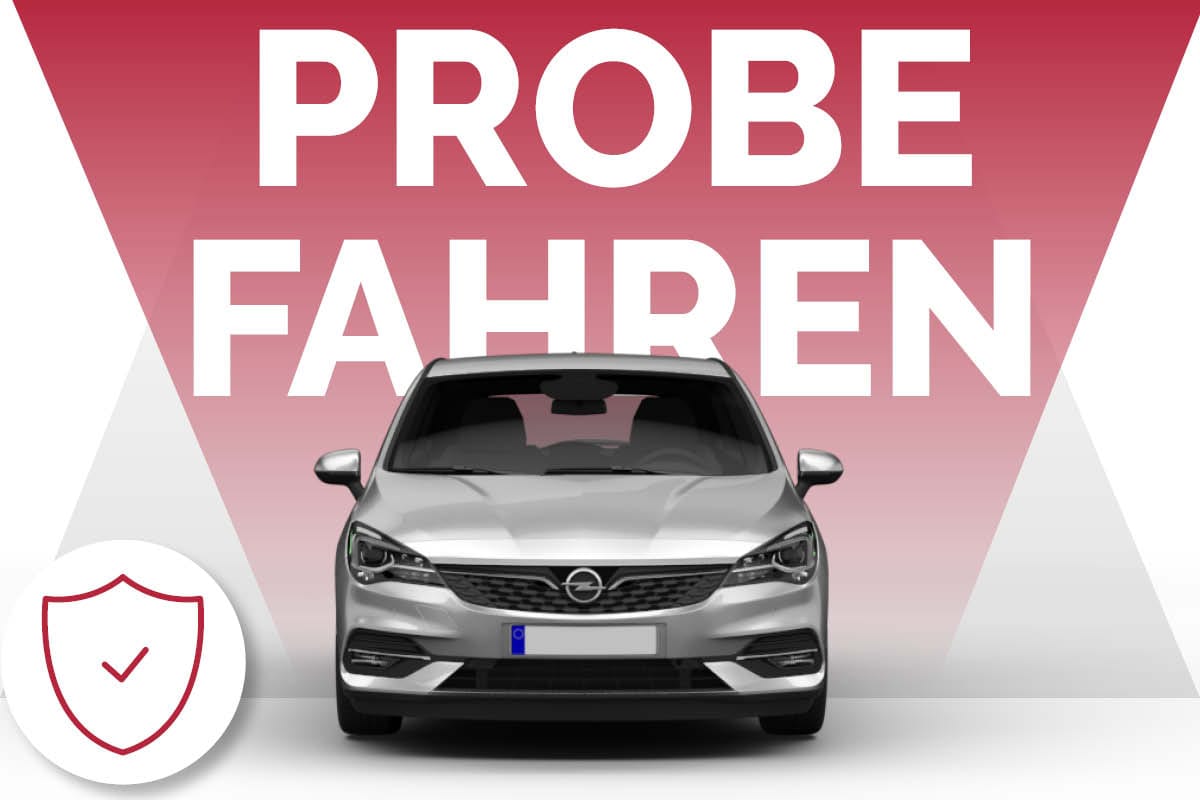 zu sehen ist ein silberner Opel 